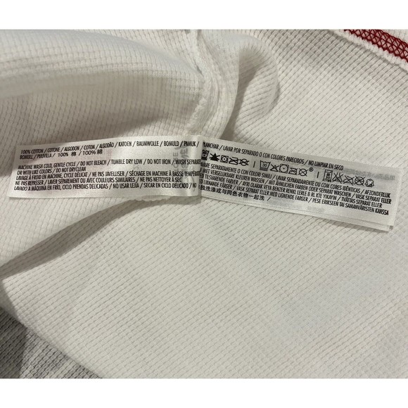 Disney Store Snow White 2XL Fairest Poison Apple Thermal Long Sleeve Shirt Women - Picture 10 of 12